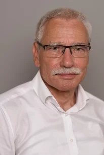 Dr. Iványi Tibor