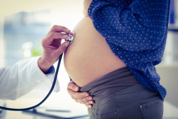 Pajzsmirigybeteg vagyok, milyen várandós vitamint szedhetek?